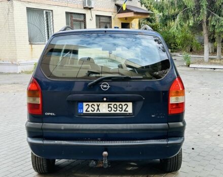 Синий Опель Зафира, объемом двигателя 2 л и пробегом 200 тыс. км за 1950 $, фото 5 на Automoto.ua