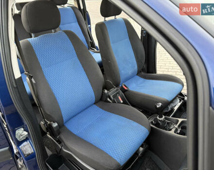 Синий Опель Зафира, объемом двигателя 1.8 л и пробегом 231 тыс. км за 3950 $, фото 23 на Automoto.ua