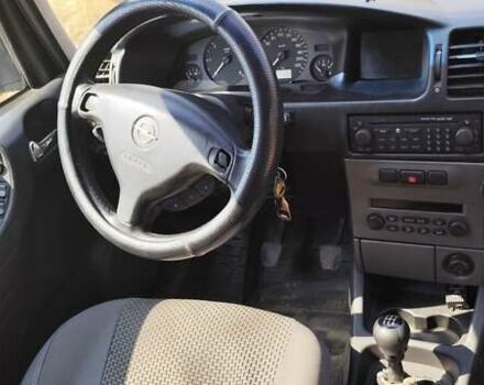 Синий Опель Зафира, объемом двигателя 2 л и пробегом 406 тыс. км за 4000 $, фото 6 на Automoto.ua