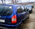Синий Опель Зафира, объемом двигателя 2.2 л и пробегом 370 тыс. км за 2400 $, фото 5 на Automoto.ua