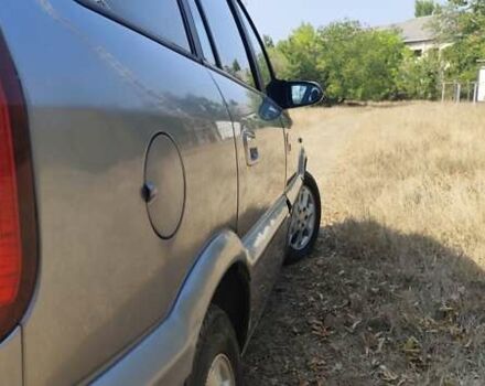 Синий Опель Зафира, объемом двигателя 2 л и пробегом 406 тыс. км за 4000 $, фото 3 на Automoto.ua