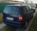 Синий Опель Зафира, объемом двигателя 1.8 л и пробегом 250 тыс. км за 4000 $, фото 2 на Automoto.ua