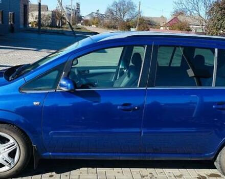 Опель Зафіра 2005 у Новоукраинке на Automoto.ua Синій Опель Зафіра, об'ємом двигуна 1.9 л та пробігом 225 тис. км за 4800 $, фото 63 на Automoto.ua