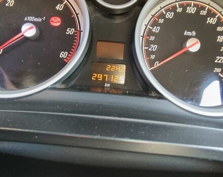 Синий Опель Зафира, объемом двигателя 1.9 л и пробегом 297 тыс. км за 5200 $, фото 4 на Automoto.ua