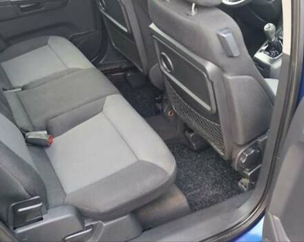 Опель Зафіра 2005 у Новоукраинке на Automoto.ua Синій Опель Зафіра, об'ємом двигуна 1.9 л та пробігом 225 тис. км за 4800 $, фото 7 на Automoto.ua