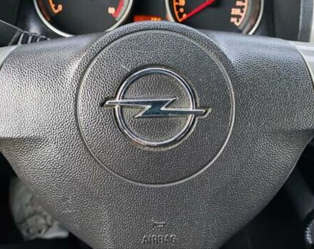 Опель Зафіра 2005 у Новоукраинке на Automoto.ua Синій Опель Зафіра, об'ємом двигуна 1.9 л та пробігом 225 тис. км за 4800 $, фото 86 на Automoto.ua