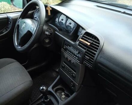 Синий Опель Зафира, объемом двигателя 1.8 л и пробегом 250 тыс. км за 4000 $, фото 7 на Automoto.ua