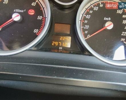 Синий Опель Зафира, объемом двигателя 1.9 л и пробегом 297 тыс. км за 5500 $, фото 3 на Automoto.ua