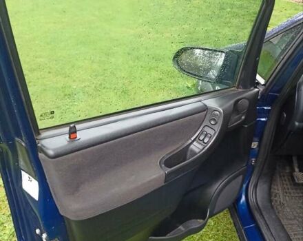 Синий Опель Зафира, объемом двигателя 1.6 л и пробегом 218 тыс. км за 3900 $, фото 6 на Automoto.ua