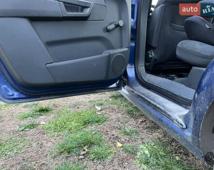 Синий Опель Зафира, объемом двигателя 1.6 л и пробегом 224 тыс. км за 5500 $, фото 7 на Automoto.ua