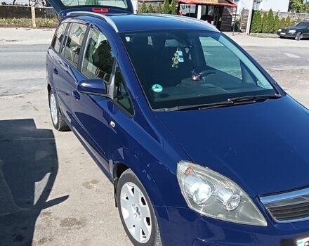 Синий Опель Зафира, объемом двигателя 1.9 л и пробегом 297 тыс. км за 5200 $, фото 1 на Automoto.ua