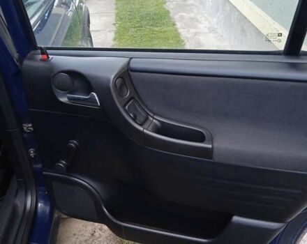 Синий Опель Зафира, объемом двигателя 1.8 л и пробегом 250 тыс. км за 4000 $, фото 8 на Automoto.ua