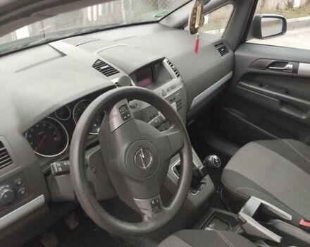 Синий Опель Зафира, объемом двигателя 1.6 л и пробегом 198 тыс. км за 5500 $, фото 10 на Automoto.ua