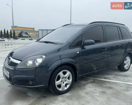 Синий Опель Зафира, объемом двигателя 1.9 л и пробегом 299 тыс. км за 5000 $, фото 2 на Automoto.ua