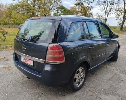 Синий Опель Зафира, объемом двигателя 1.9 л и пробегом 300 тыс. км за 3600 $, фото 2 на Automoto.ua