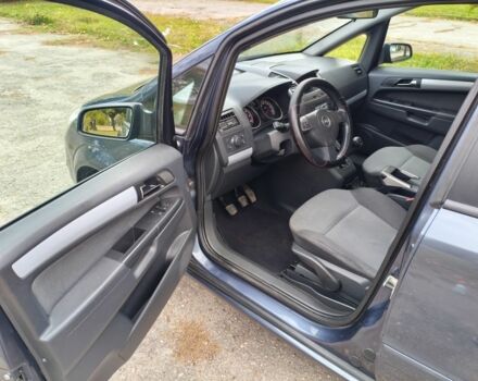 Синий Опель Зафира, объемом двигателя 1.9 л и пробегом 300 тыс. км за 3600 $, фото 8 на Automoto.ua