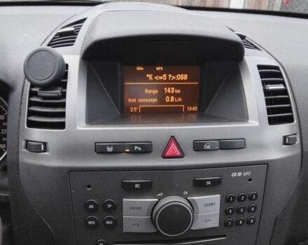 Синий Опель Зафира, объемом двигателя 1.6 л и пробегом 198 тыс. км за 5500 $, фото 7 на Automoto.ua