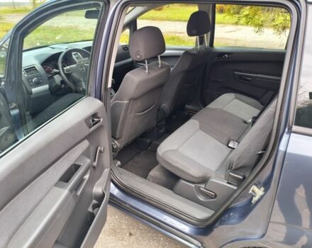 Синий Опель Зафира, объемом двигателя 1.9 л и пробегом 300 тыс. км за 3600 $, фото 9 на Automoto.ua