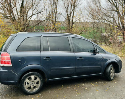 Синий Опель Зафира, объемом двигателя 1.6 л и пробегом 288 тыс. км за 4250 $, фото 2 на Automoto.ua