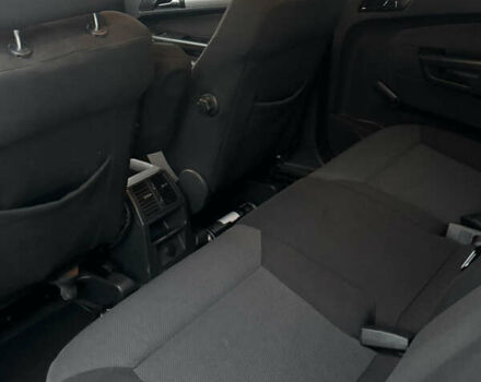 Синий Опель Зафира, объемом двигателя 1.9 л и пробегом 299 тыс. км за 5000 $, фото 26 на Automoto.ua