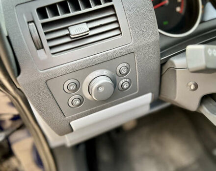 Синий Опель Зафира, объемом двигателя 1.6 л и пробегом 235 тыс. км за 5199 $, фото 20 на Automoto.ua