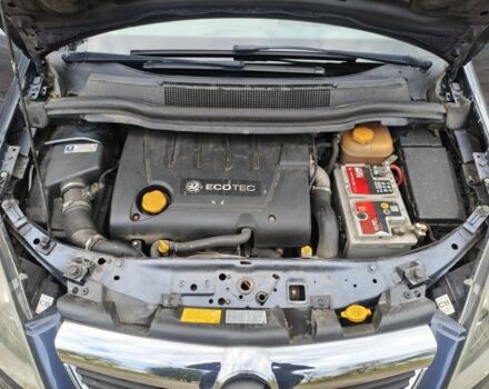 Синий Опель Зафира, объемом двигателя 1.9 л и пробегом 300 тыс. км за 3600 $, фото 13 на Automoto.ua