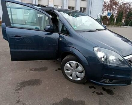 Синий Опель Зафира, объемом двигателя 1.6 л и пробегом 198 тыс. км за 5500 $, фото 2 на Automoto.ua