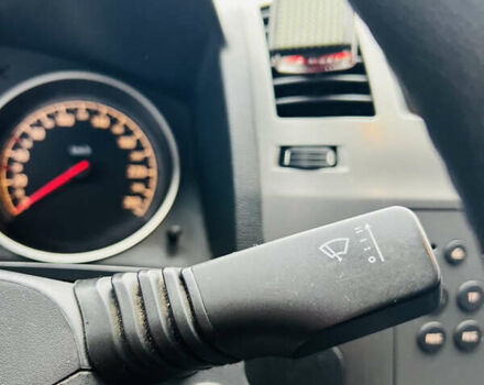 Синий Опель Зафира, объемом двигателя 1.6 л и пробегом 288 тыс. км за 4250 $, фото 30 на Automoto.ua