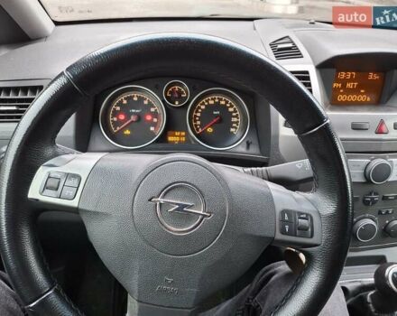 Синий Опель Зафира, объемом двигателя 1.8 л и пробегом 300 тыс. км за 4600 $, фото 11 на Automoto.ua