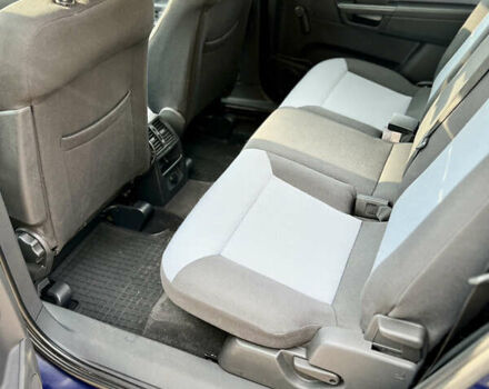 Синий Опель Зафира, объемом двигателя 1.6 л и пробегом 235 тыс. км за 5199 $, фото 12 на Automoto.ua