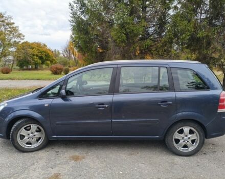 Синий Опель Зафира, объемом двигателя 1.9 л и пробегом 300 тыс. км за 3600 $, фото 5 на Automoto.ua