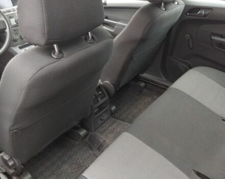 Синий Опель Зафира, объемом двигателя 1.6 л и пробегом 198 тыс. км за 5500 $, фото 13 на Automoto.ua