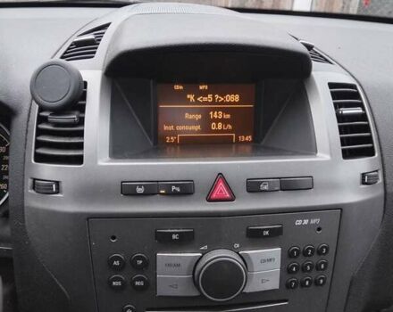 Синий Опель Зафира, объемом двигателя 1.6 л и пробегом 198 тыс. км за 5500 $, фото 15 на Automoto.ua