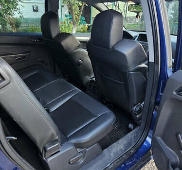 Синий Опель Зафира, объемом двигателя 1.6 л и пробегом 500 тыс. км за 5000 $, фото 11 на Automoto.ua