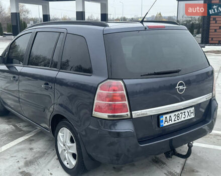 Синий Опель Зафира, объемом двигателя 1.9 л и пробегом 299 тыс. км за 5000 $, фото 7 на Automoto.ua