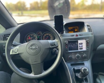 Синий Опель Зафира, объемом двигателя 1.9 л и пробегом 300 тыс. км за 4450 $, фото 7 на Automoto.ua