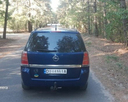Синий Опель Зафира, объемом двигателя 2.2 л и пробегом 260 тыс. км за 6500 $, фото 2 на Automoto.ua
