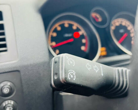 Синий Опель Зафира, объемом двигателя 1.6 л и пробегом 288 тыс. км за 4250 $, фото 29 на Automoto.ua