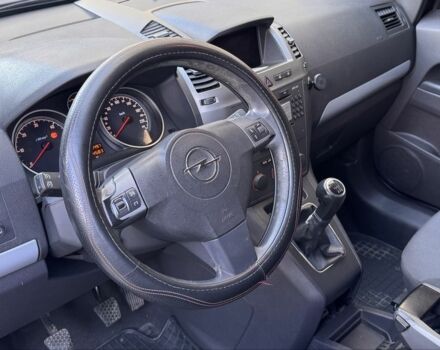 Синий Опель Зафира, объемом двигателя 1.9 л и пробегом 285 тыс. км за 6500 $, фото 8 на Automoto.ua