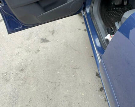 Синий Опель Зафира, объемом двигателя 1.9 л и пробегом 330 тыс. км за 5700 $, фото 11 на Automoto.ua