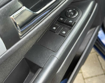 Синій Опель Зафіра, об'ємом двигуна 2.2 л та пробігом 203 тис. км за 4799 $, фото 11 на Automoto.ua