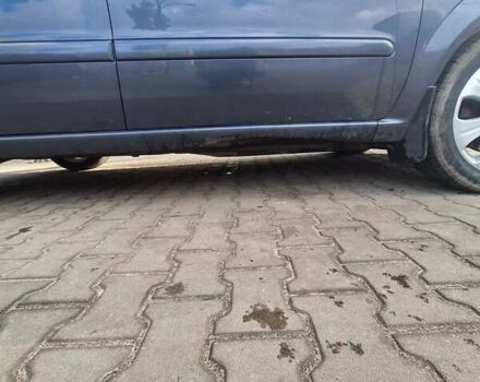 Синий Опель Зафира, объемом двигателя 1.9 л и пробегом 237 тыс. км за 5800 $, фото 3 на Automoto.ua