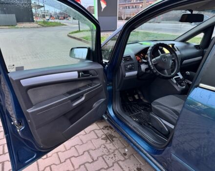 Синий Опель Зафира, объемом двигателя 1.8 л и пробегом 260 тыс. км за 4900 $, фото 7 на Automoto.ua