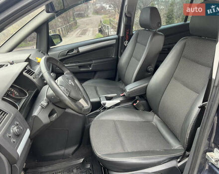 Синій Опель Зафіра, об'ємом двигуна 1.9 л та пробігом 288 тис. км за 7200 $, фото 7 на Automoto.ua