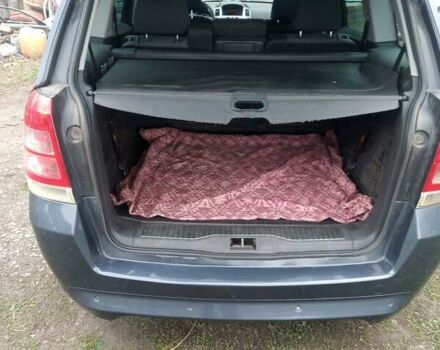 Синий Опель Зафира, объемом двигателя 1.9 л и пробегом 350 тыс. км за 4900 $, фото 6 на Automoto.ua