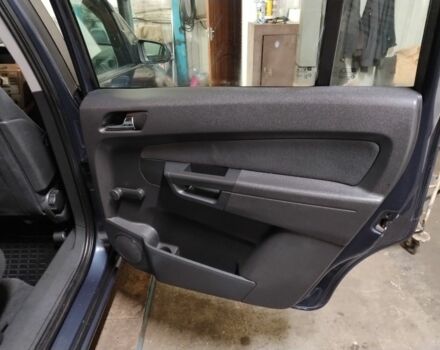 Синій Опель Зафіра, об'ємом двигуна 1.9 л та пробігом 280 тис. км за 4200 $, фото 18 на Automoto.ua