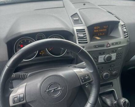 Синий Опель Зафира, объемом двигателя 1.8 л и пробегом 195 тыс. км за 4000 $, фото 6 на Automoto.ua