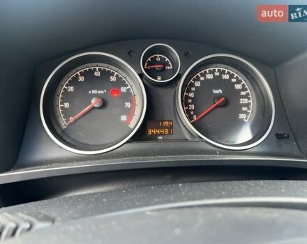 Синій Опель Зафіра, об'ємом двигуна 1.6 л та пробігом 330 тис. км за 4100 $, фото 2 на Automoto.ua