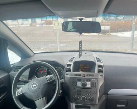 Синий Опель Зафира, объемом двигателя 1.8 л и пробегом 195 тыс. км за 4000 $, фото 7 на Automoto.ua