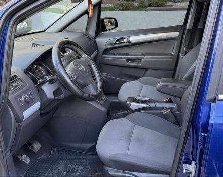 Синий Опель Зафира, объемом двигателя 1.9 л и пробегом 285 тыс. км за 6500 $, фото 7 на Automoto.ua